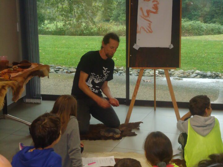 Animation mains ©  N. Ferrer - CCNB